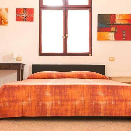 Joy Living Hotel Sandra Bagian luar foto