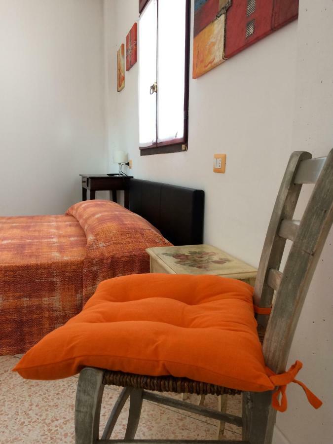Joy Living Hotel Sandra Bagian luar foto